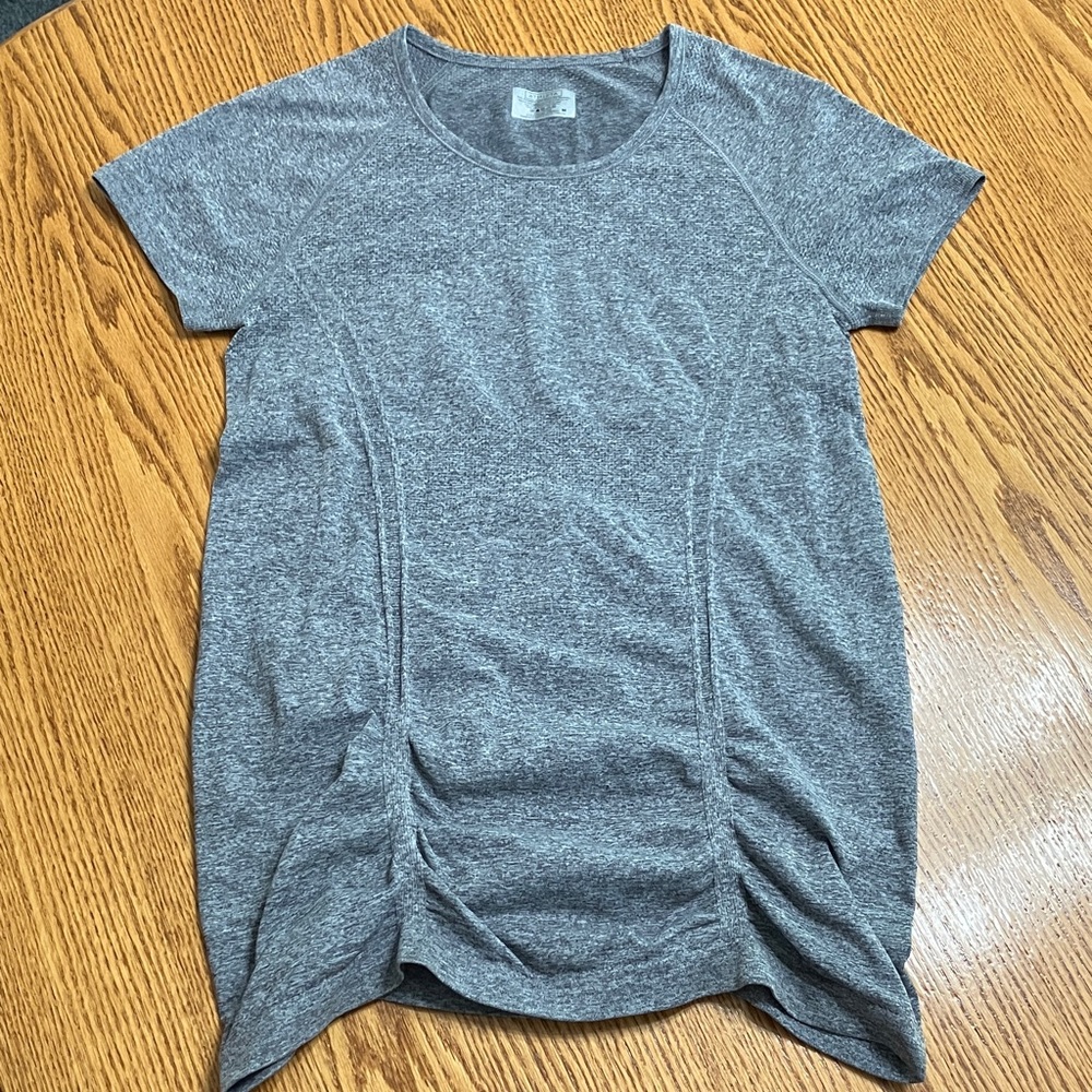Athleta Heather Gray Short Sleeve Tee